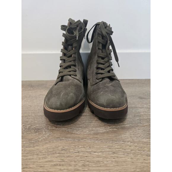 Vionic Women’s Lani Combat Boot Sz 7 Olive Sued Lace-Up Water Resistant Comfort - Picture 1 of 8